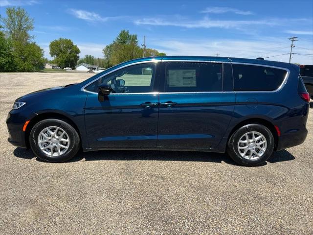2025 Chrysler Pacifica PACIFICA SELECT