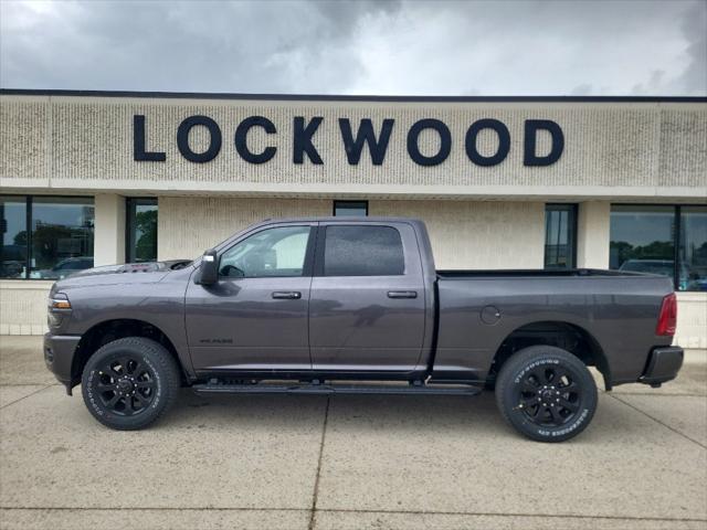 2025 RAM Ram 3500 RAM 3500 LARAMIE CREW CAB 4X4 64 BOX 2025 RAM Ram 3500 RAM 3500 LARAMIE CREW CAB 4X4 64 BOX