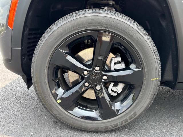 2025 Jeep Grand Cherokee GRAND CHEROKEE L ALTITUDE X 4X2