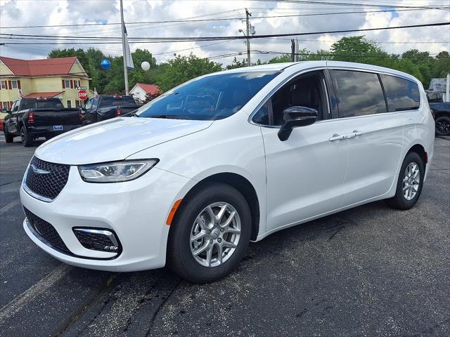 2025 Chrysler Pacifica PACIFICA SELECT