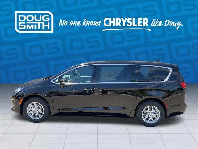 2025 Chrysler Voyager VOYAGER LX