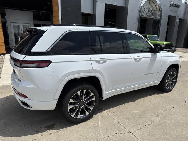 2025 Jeep Grand Cherokee GRAND CHEROKEE OVERLAND 4X4