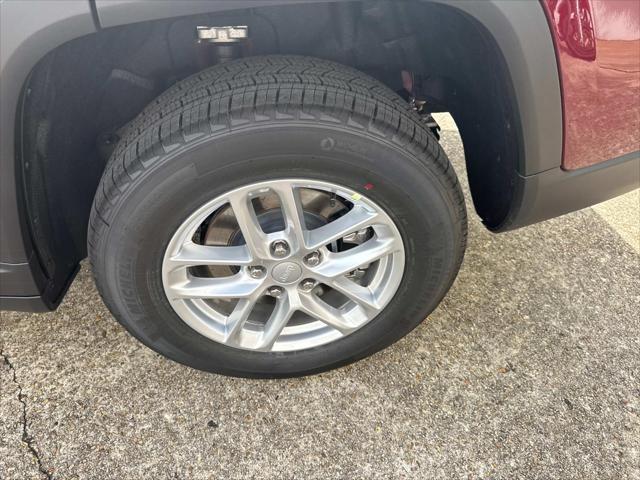 2025 Jeep Grand Cherokee GRAND CHEROKEE L LAREDO X 4X2