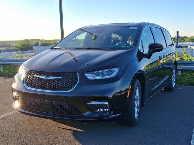 2025 Chrysler Pacifica PACIFICA SELECT