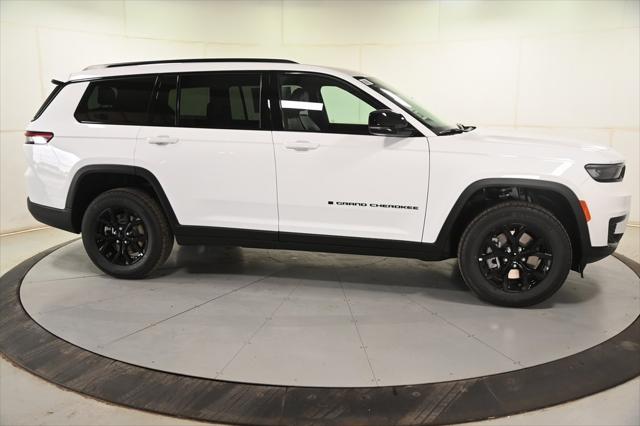 2025 Jeep Grand Cherokee GRAND CHEROKEE L ALTITUDE X 4X2