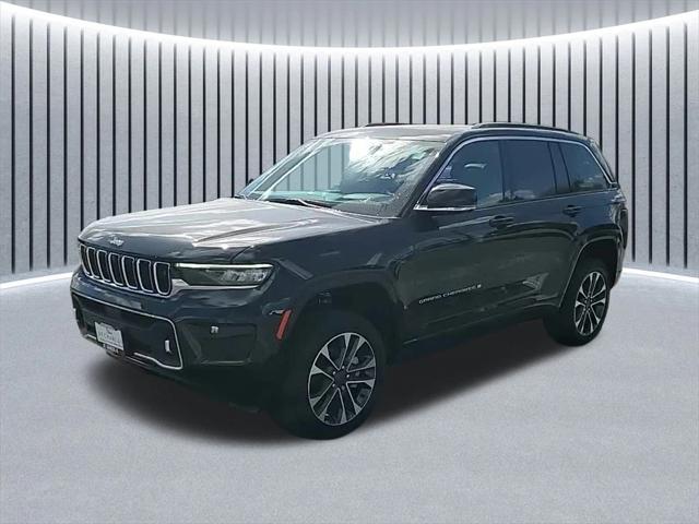 2025 Jeep Grand Cherokee GRAND CHEROKEE OVERLAND 4X4