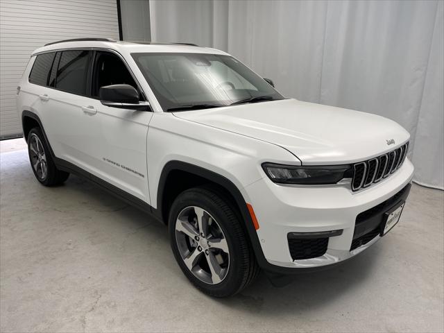 2025 Jeep Grand Cherokee GRAND CHEROKEE L LIMITED 4X4