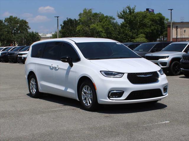 2025 Chrysler Pacifica PACIFICA SELECT