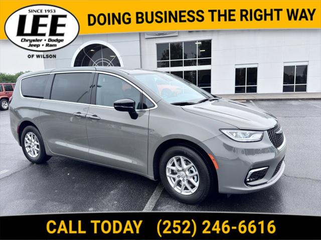 2025 Chrysler Pacifica PACIFICA SELECT