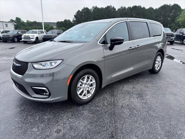 2025 Chrysler Pacifica PACIFICA SELECT