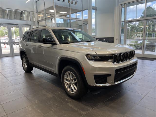 2025 Jeep Grand Cherokee GRAND CHEROKEE L LAREDO X 4X4