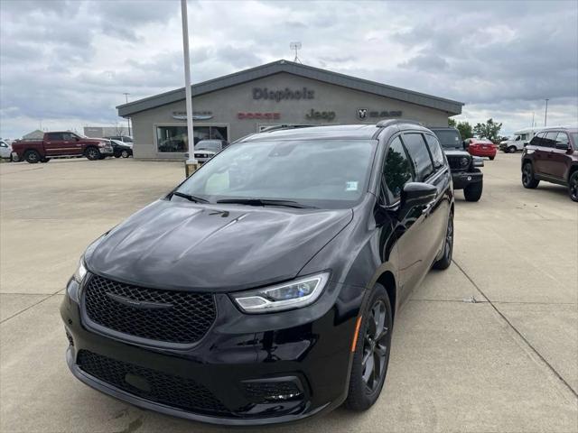 2025 Chrysler Pacifica PACIFICA LIMITED