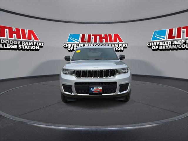 2025 Jeep Grand Cherokee GRAND CHEROKEE L LAREDO X 4X4