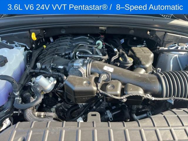 2025 Jeep Grand Cherokee GRAND CHEROKEE L LIMITED 4X4