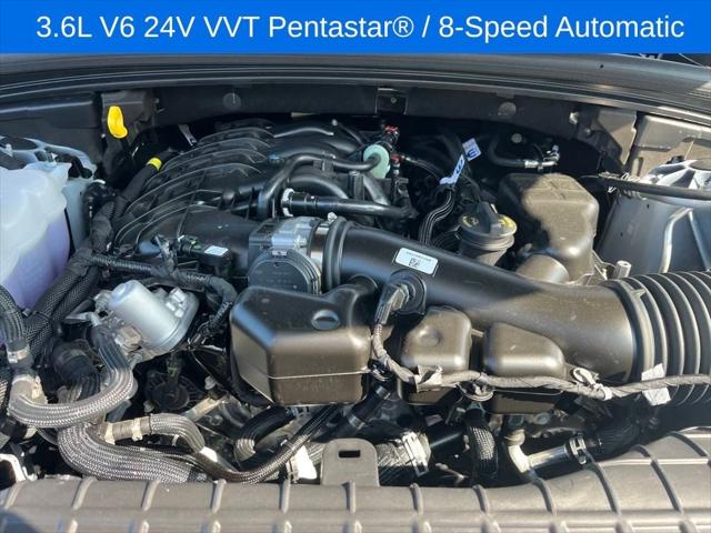 2025 Jeep Grand Cherokee GRAND CHEROKEE L LIMITED 4X4