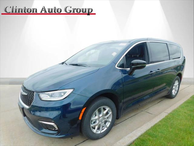 2025 Chrysler Pacifica PACIFICA SELECT