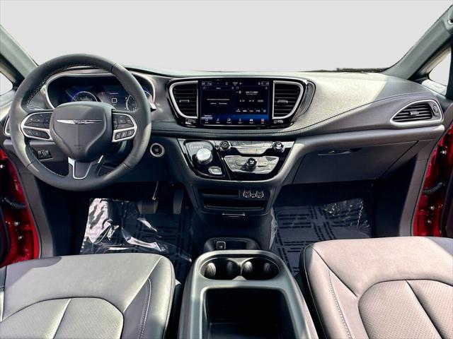 2025 Chrysler Pacifica PACIFICA SELECT