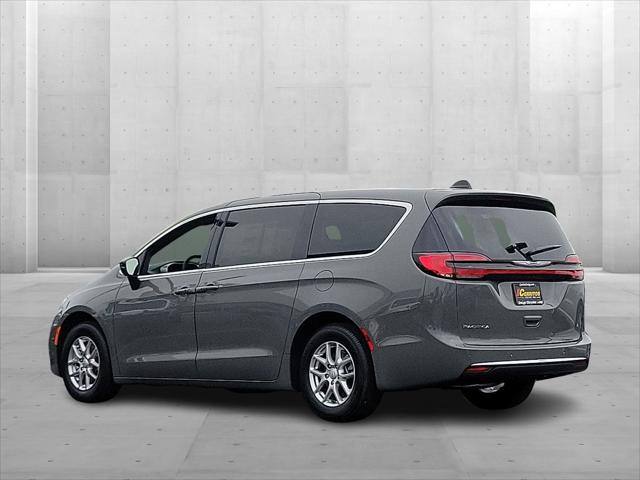 2025 Chrysler Pacifica PACIFICA SELECT