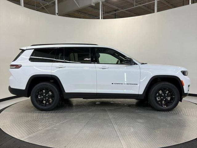 2025 Jeep Grand Cherokee GRAND CHEROKEE L ALTITUDE X 4X4