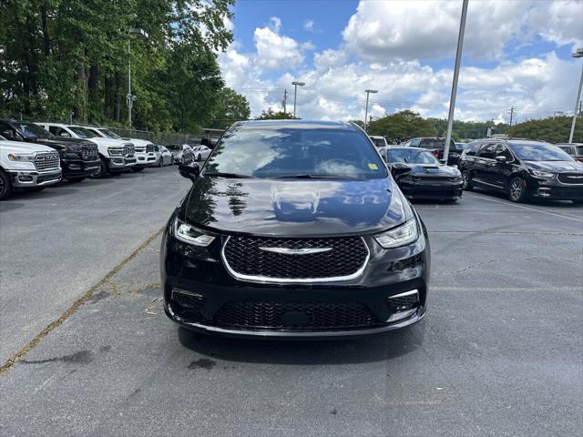 2025 Chrysler Pacifica PACIFICA SELECT