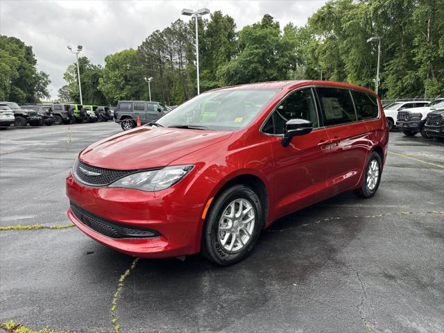 2025 Chrysler Voyager VOYAGER