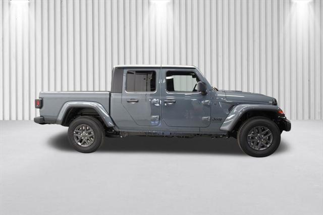 2025 Jeep Gladiator GLADIATOR SPORT S 4X4