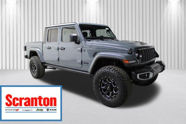 2025 Jeep Gladiator GLADIATOR SPORT S 4X4 2025 Jeep Gladiator GLADIATOR SPORT S 4X4