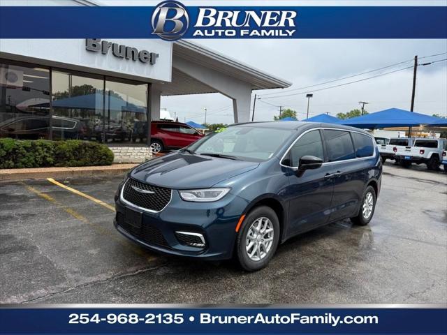 2025 Chrysler Pacifica PACIFICA SELECT