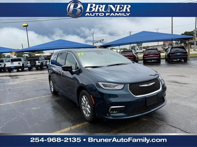 2025 Chrysler Pacifica PACIFICA SELECT