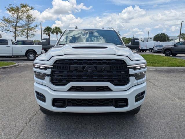 2025 RAM Ram 2500 RAM 2500 LIMITED CREW CAB 4X4 64 BOX