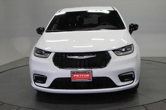 2025 Chrysler Pacifica PACIFICA SELECT