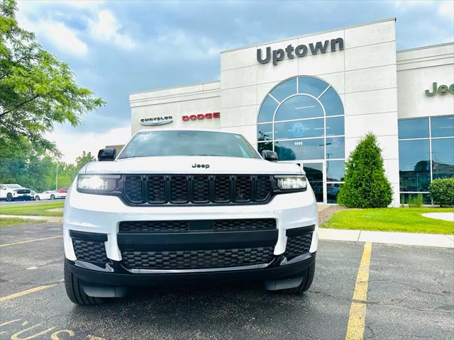 2025 Jeep Grand Cherokee GRAND CHEROKEE L ALTITUDE X 4X4