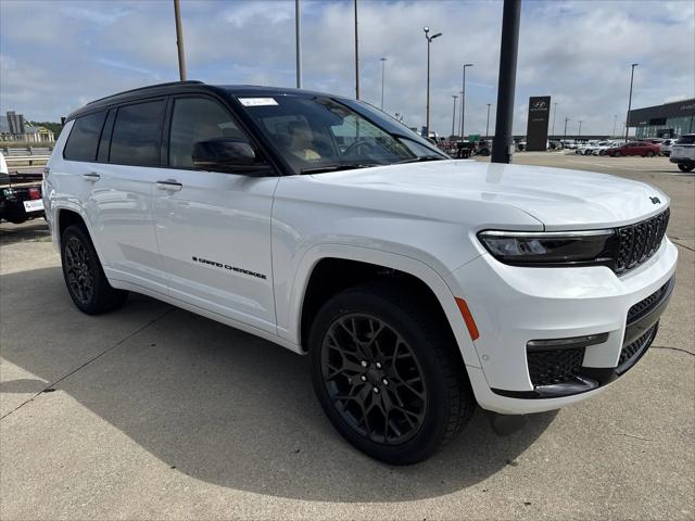2025 Jeep Grand Cherokee GRAND CHEROKEE L SUMMIT RESERVE 4X4