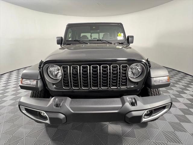 2025 Jeep Gladiator GLADIATOR SPORT S 4X4