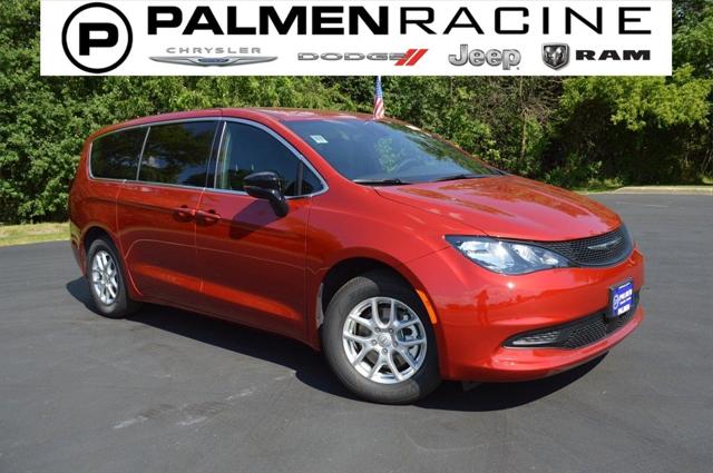 2025 Chrysler Voyager VOYAGER LX