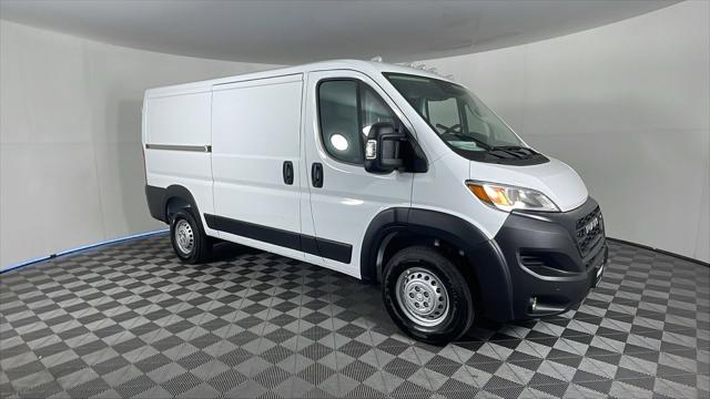 2025 RAM Ram ProMaster RAM PROMASTER 2500 TRADESMAN CARGO VAN LOW ROOF 136 WB