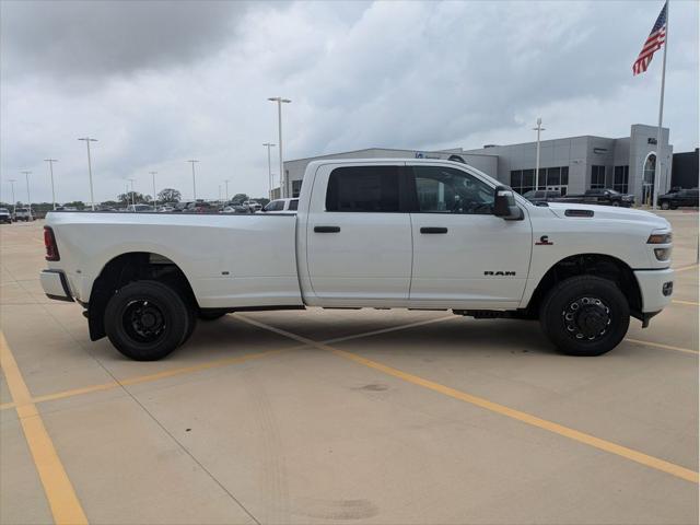 2025 RAM Ram 3500 RAM 3500 LONE STAR CREW CAB 4X4 8 BOX