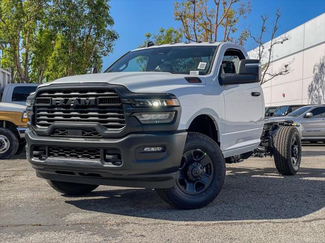 2025 RAM Ram 3500 Chassis Cab RAM 3500 TRADESMAN CHASSIS REGULAR CAB 4X2 60 CA