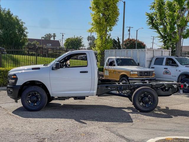 2025 RAM Ram 3500 Chassis Cab RAM 3500 TRADESMAN CHASSIS REGULAR CAB 4X2 60 CA