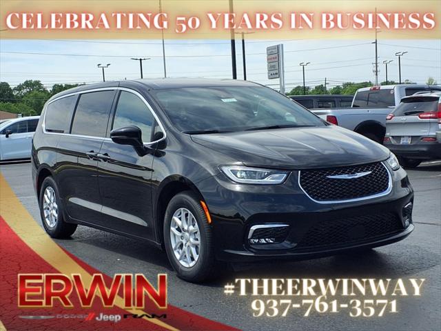 2025 Chrysler Pacifica PACIFICA SELECT