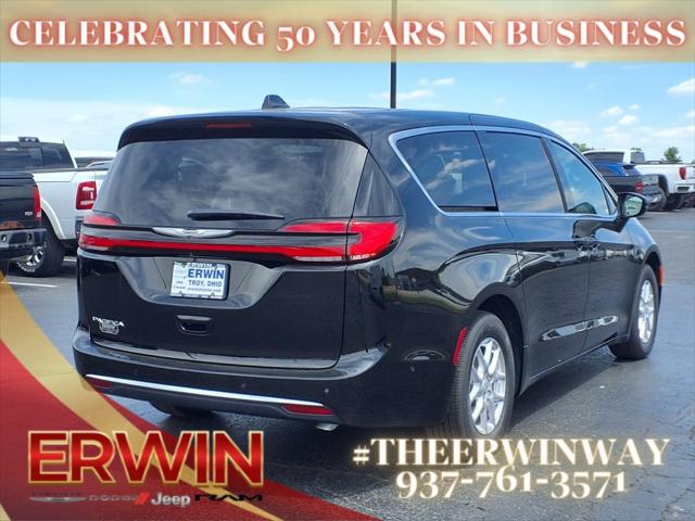 2025 Chrysler Pacifica PACIFICA SELECT