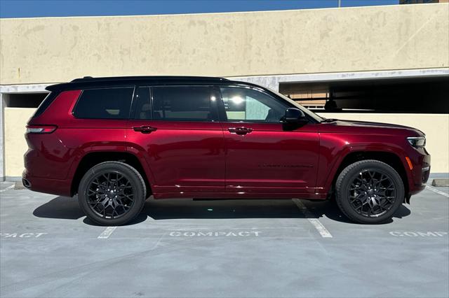 2025 Jeep Grand Cherokee GRAND CHEROKEE L SUMMIT 4X4