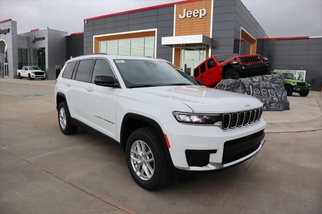 2025 Jeep Grand Cherokee GRAND CHEROKEE L LAREDO X 4X4