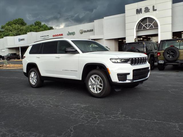 2025 Jeep Grand Cherokee GRAND CHEROKEE L LAREDO X 4X4