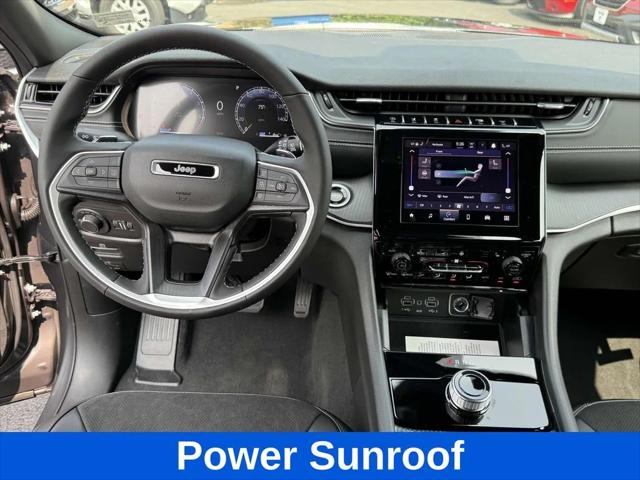 2025 Jeep Grand Cherokee GRAND CHEROKEE L ALTITUDE X 4X4