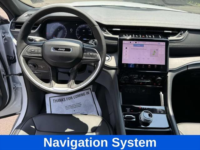 2025 Jeep Grand Cherokee GRAND CHEROKEE L LIMITED 4X4