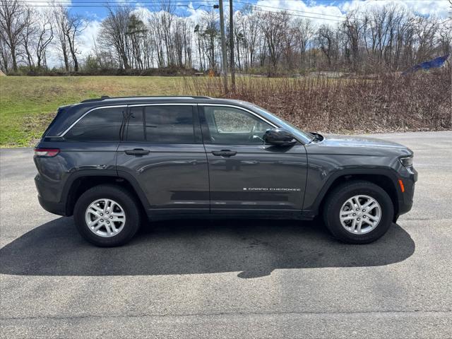 2023 Jeep Grand Cherokee Laredo 4x4