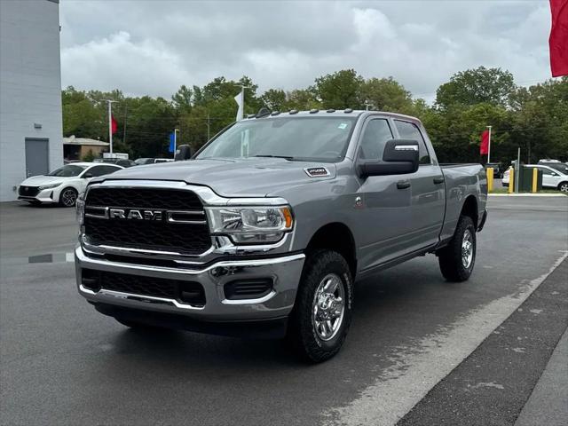 2023 RAM 2500 Tradesman Crew Cab 4x4 64 Box