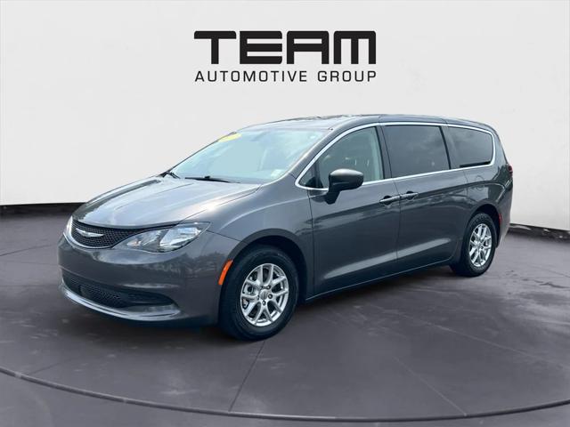 2022 Chrysler Voyager LX