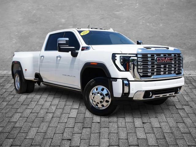 2024 GMC Sierra 3500HD 4WD Crew Cab Long Bed Denali